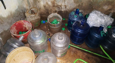 অভিযান দেখে পলায়ন, চট্টগ্রামে পানি কারখানা বন্ধ ঘোষণা