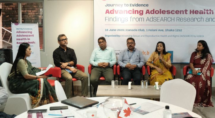 গ্রামে প্রতি তিনজনে দুইজন কিশোরী ভুগছে মাসিক সমস্যায়