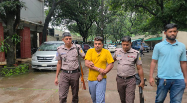 পুলিশে চাকরি দেওয়ার কথা বলে প্রতারণায় যুবক গ্রেপ্তার