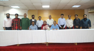 ইউজিসি অফিসার্স অ্যাসোসিয়েশনের সভাপতি মহিবুল, সম্পাদক দস্তগীর