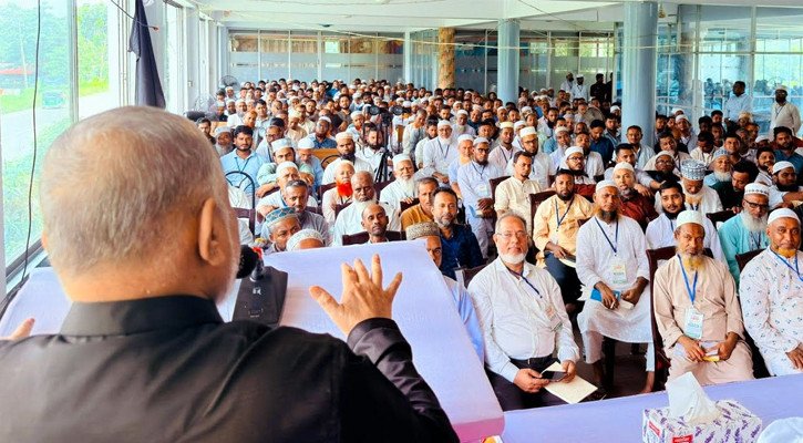 জামায়াত নেতাকর্মীদের সমাজের কল্যাণে নিজেকে বিলিয়ে দিতে হবে