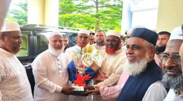 ১১-দলের সমাবেশে যোগ দিতে খুলনায় পৌঁছেছেন জামায়াত আমির