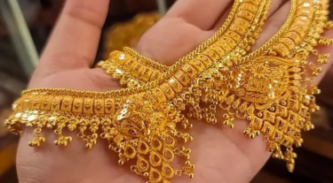 দেশে আরও কমলো সোনার দাম