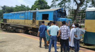 সাড়ে তিন ঘণ্টা পর ফেনী ছাড়ল মেঘনা এক্সপ্রেস