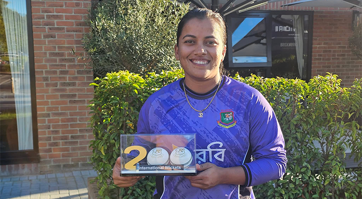 নাহিদার ‘ডাবল সেঞ্চুরিতে’ বাংলাদেশের নারী ক্রিকেটে নতুন ইতিহাস
