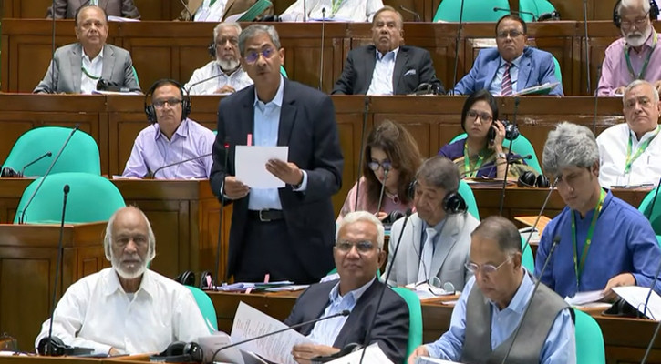 আন্তঃসীমান্ত নদী চুক্তি পর্যালোচনা করছে সরকার: পানিসম্পদমন্ত্রী