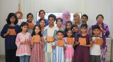 টেরাকোটা শিল্পকর্মে মুগ্ধতা, কিডস টাইমে প্রদর্শনী ও সনদ প্রদান