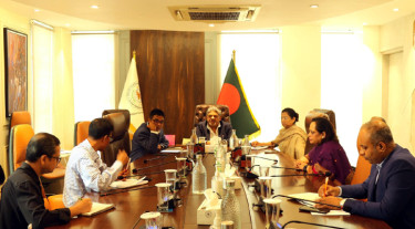 ডিএসইর সার্ভেইল্যান্স টিমের সঙ্গে বৈঠক করেছে বিএসইসি