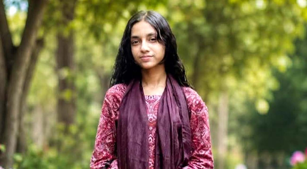 সিংগাইরে ঝোপে মিলল স্কুলছাত্রীর খণ্ডিত লাশ