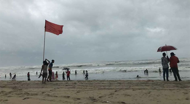নয় অঞ্চলের নদীবন্দরে ১ নম্বর সতর্কতা সংকেত