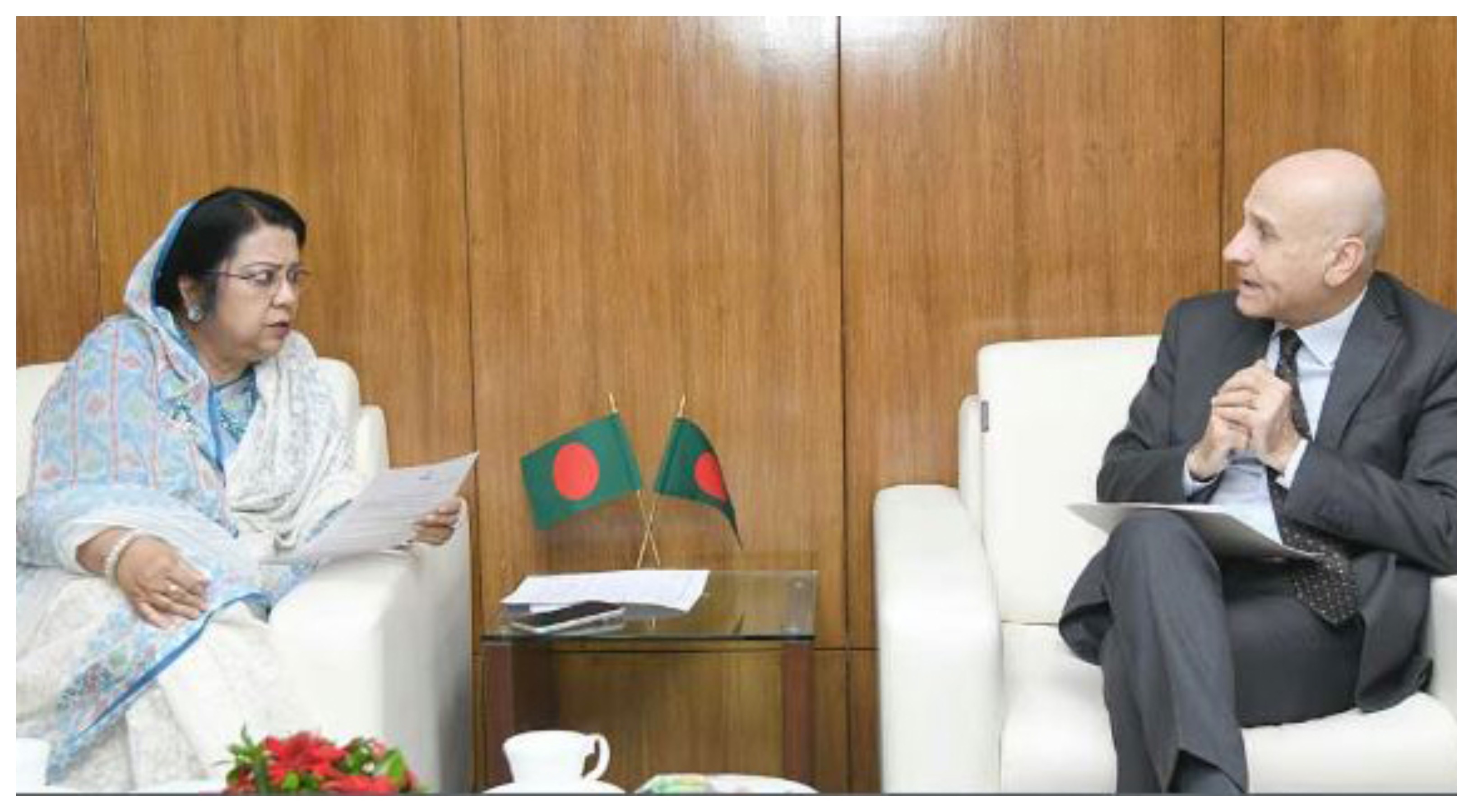 বিমানবন্দরে ‘বার্ড স্ট্রাইক’ ঠেকাতে আধুনিক প্রযুক্তি ব্যবহারে ইতালির প্রস্তাব