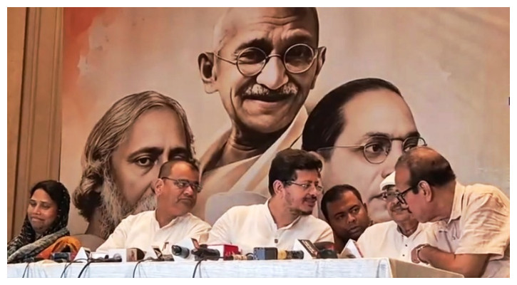 মমতার হাতছাড়া তৃণমূল! নতুন নেতা অরূপ, প্রতীকের দাবিতে নির্বাচন কমিশনে বিদ্রোহীরা