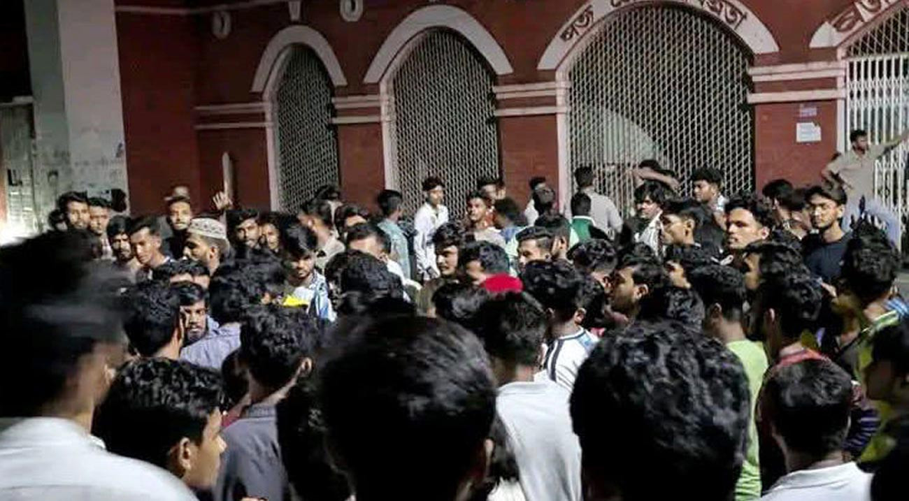 ছাত্রদলের দুপক্ষের পাল্টাপাল্টি হামলা, উত্তপ্ত বিএম কলেজ