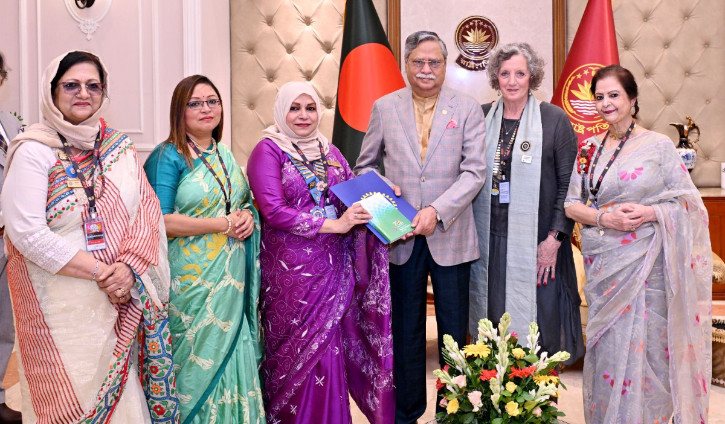 রাষ্ট্রপতির সঙ্গে ইন্টারন্যাশনাল ইনার হুইল প্রেসিডেন্টের সাক্ষাৎ