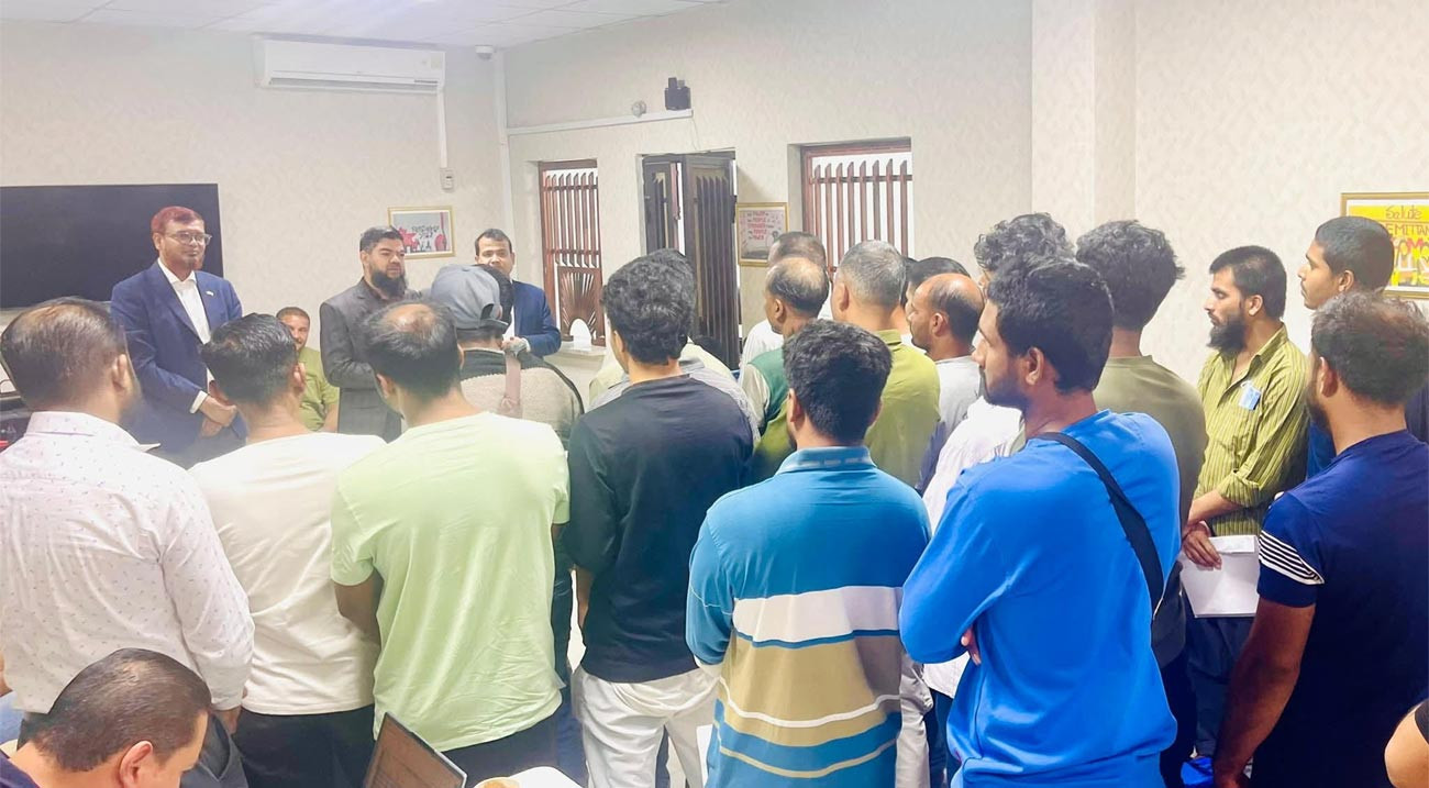 লিবিয়া থেকে বুধবার দেশে ফিরছেন ১৭২ বাংলাদেশি