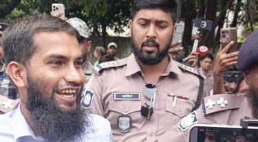 ধানমন্ডির সেই বাড়িতে ঢুকে ছবি-ভিডিও ধারণের সময় যুবক আটক
