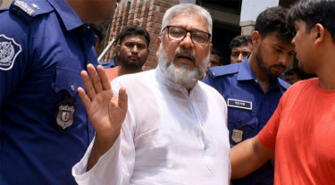 ঝিনাইদহে আওয়ামী লীগ নেতাকে পুলিশের কাছ থেকে ছিনিয়ে নিল নেতাকর্মীরা