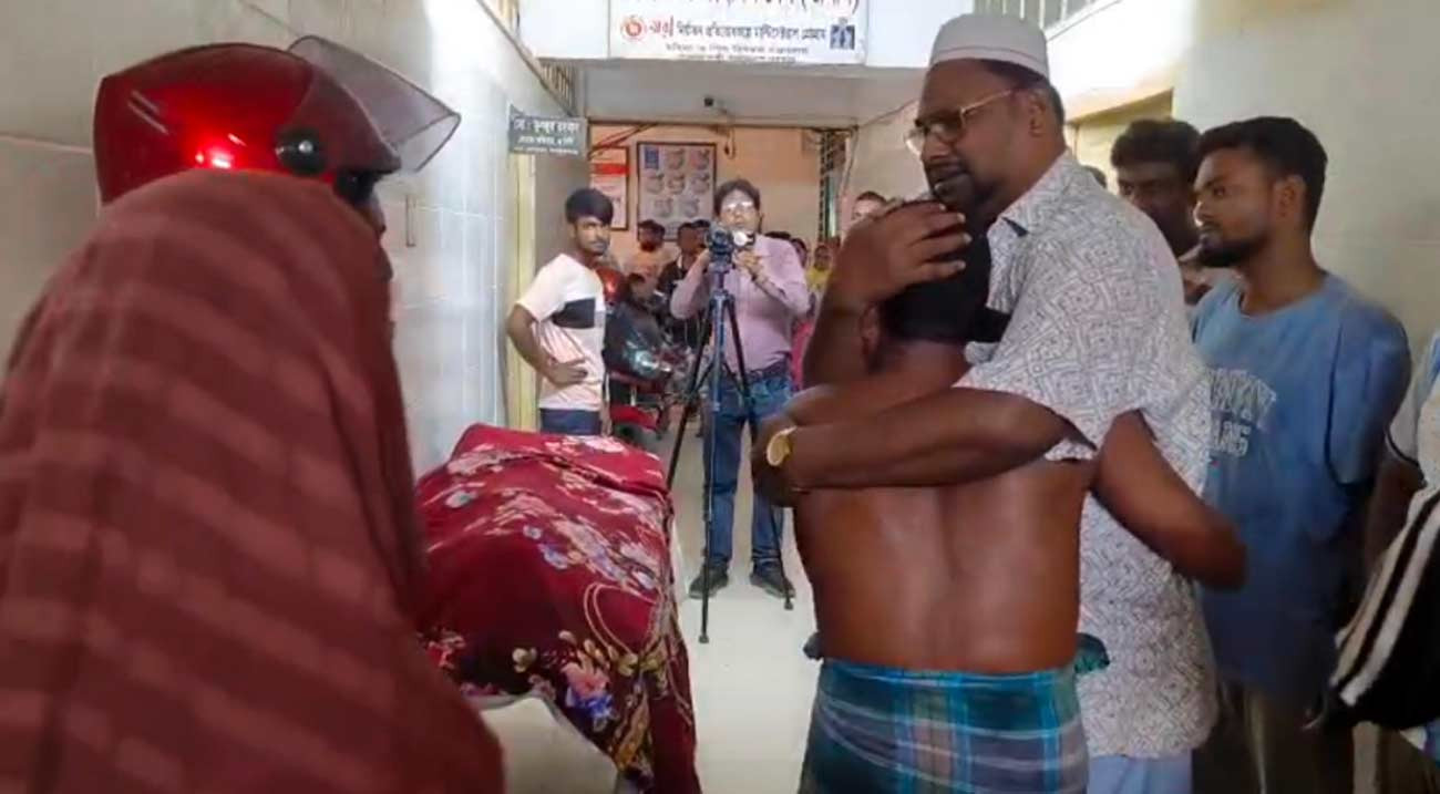 চাঁপাইনবাবগঞ্জে বন্ধুর ছুরিকাঘাতে বন্ধু খুন