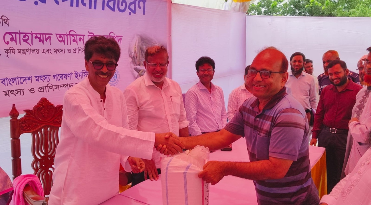 বিশ্ববাজারে মাছের চাহিদা নিয়ে গবেষণা হচ্ছে: মৎস্য ও প্রাণিসম্পদ মন্ত্রী