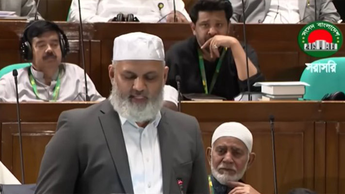 সবচেয়ে বড় ঘাটতি ও ঋণনির্ভর বাজেট: ব্যারিস্টার নাজিবুর