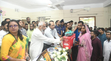 ক্ষতিগ্রস্ত কৃষকদের প্রয়োজনীয় সব সহায়তা দেওয়া হবে: শ্রমমন্ত্রী