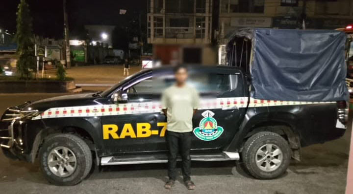 নির্মাণাধীন ভবন থেকে ফেলে কলেজ শিক্ষার্থী হত্যা মামলায় গ্রেপ্তার ১