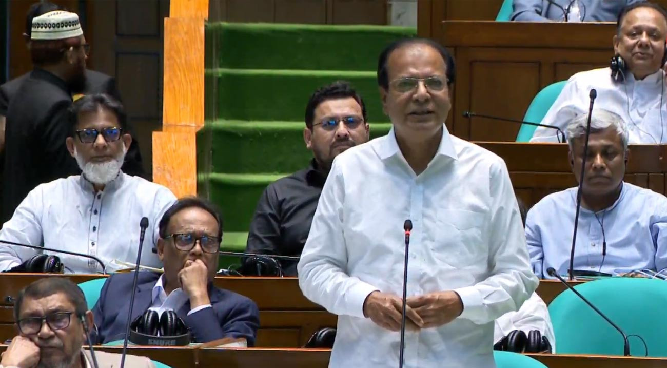 মুক্তিযুদ্ধ আর জুলাই আন্দোলন দুটোকে একভাবে দেখার সুযোগ নেই: আসাদুল হাবিব দুলু
