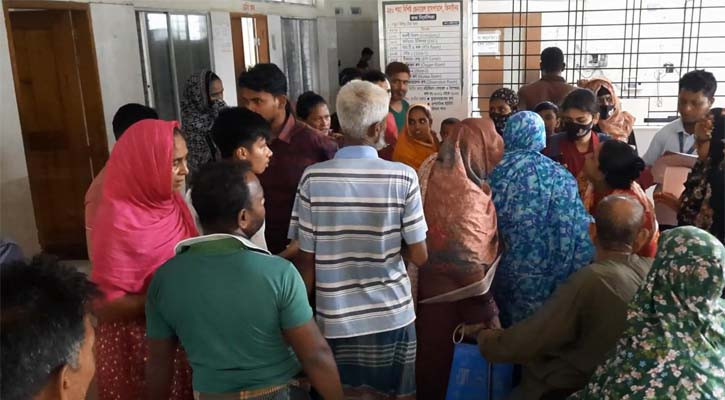 ঝিনাইদহে পিকআপ-মোটরসাইকেল মুখোমুখি সংঘর্ষে