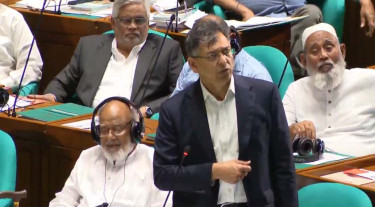 ১৫ বছরে পাচার ৩০ লাখ কোটি টাকা, অন্তর্বর্তী আমলেরও তদন্ত চান স্বরাষ্ট্রমন্ত্রী