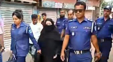 পরকীয়ার জেরে ঘুমের ওষুধ খাইয়ে স্বামীকে গলা কেটে হত্যা, স্ত্রী আটক