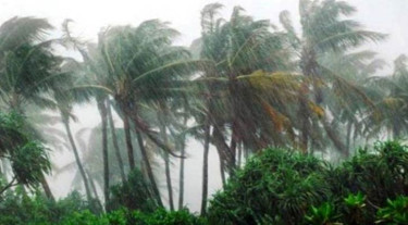 রাতেই আট অঞ্চলে ৬০ কিমি বেগে ঝড় হতে পারে