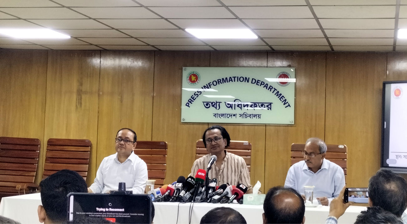 রাষ্ট্রের স্বার্থেই চীন-সংযোগ ও তিস্তা প্রকল্পে সিদ্ধান্ত নেবে বাংলাদেশ: তথ্য উপদেষ্টা