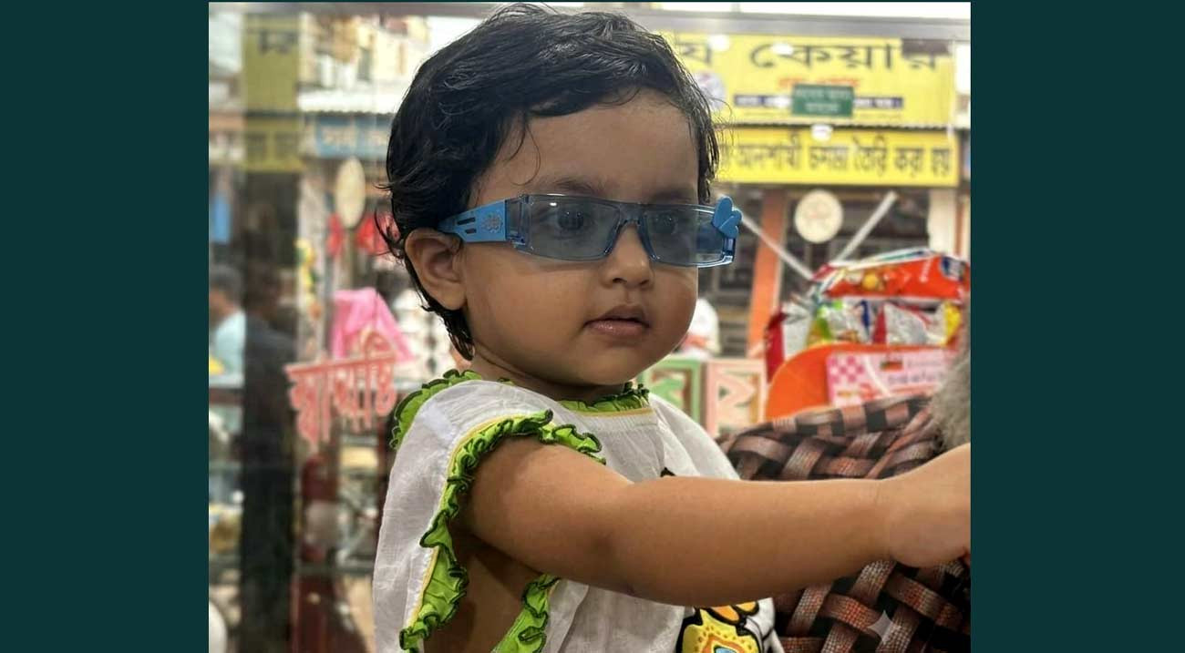 গলায় বাদাম আটকে প্রাণ গেল শিশুর