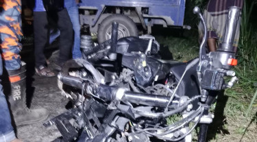 বরিশালে তিন যানবাহনের সংঘর্ষে যুবক নিহত