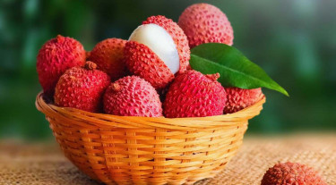 জেনে নিন লিচুর উপকারিতা-অপকারিতা