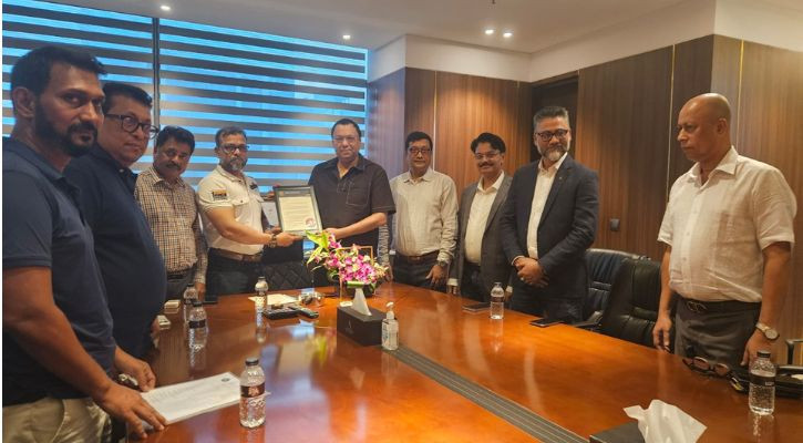 পোশাক ও বস্ত্র খাতের উন্নয়নে আরএমজি ক্লাব-বিটিএমএর কৌশলগত সমঝোতা