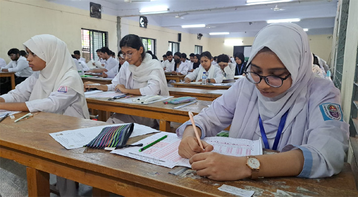 চট্টগ্রাম শিক্ষাবোর্ডের অধীনে এইচএসসি পরীক্ষা শুরু