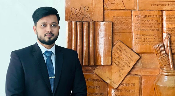 লোহাগাড়ার মারুফের বিসিএস জয়, লক্ষ্য মানুষের দোরগোড়ায় পুলিশি সেবা