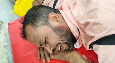 মোবাইলফোনে লুডু খেলাকে কেন্দ্র করে সংঘর্ষ, রাজমিস্ত্রিকে কুপিয়ে জখম