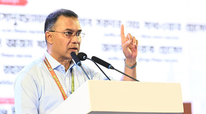 শহীদ পরিবারের কষ্ট আমি অনুভব করি: প্রধানমন্ত্রী