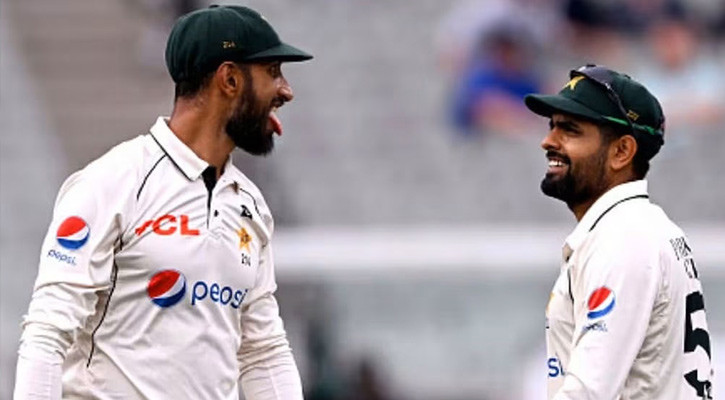 দায়িত্ব হারালেন মাসুদ, ফের দায়িত্বে বাবর