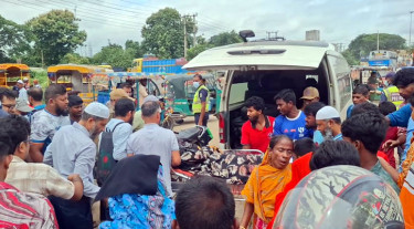ব্রাহ্মণবাড়িয়ায় কাভার্ড ভ্যানচাপায় প্রকৌশলীর স্ত্রী নিহত