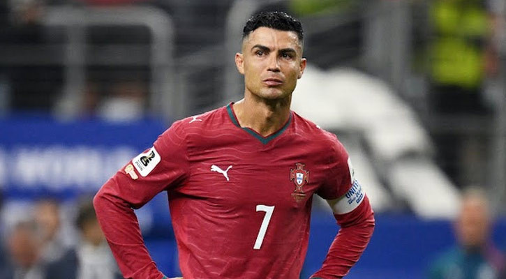 ‘নিজের কাছে আমি পরিষ্কার, আমার আগে পর্তুগালের কোনো ট্রফি ছিল না’