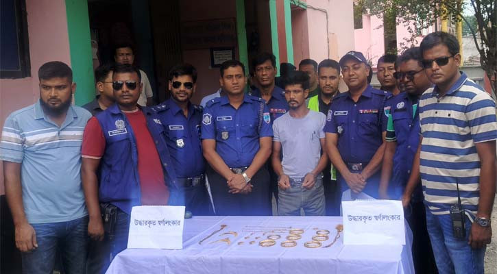 মেহেরপুরে চুরির ২৯ লাখ টাকার স্বর্ণালংকার উদ্ধার, গ্রেপ্তার ১