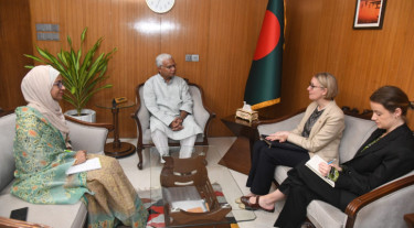 নারীদের তৈরি পণ্য যুক্তরাজ্যে রপ্তানির বিষয়ে সহযোগিতা চাইলেন সমাজকল্যাণমন্ত্রী
