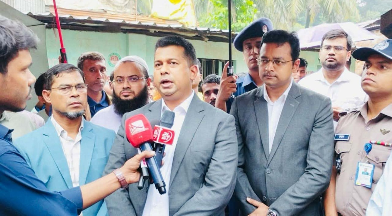 সরকার একটি মানবিক রাষ্ট্র গড়ে তুলতে চায়: জেলা প্রশাসক