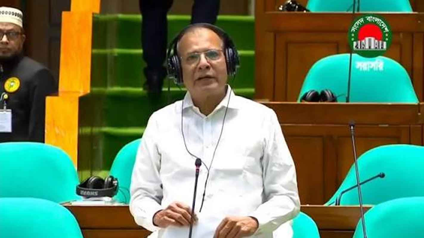 বজ্রপাতপ্রবণ এলাকায় মাল্টিপারপাস আশ্রয়কেন্দ্র করবে সরকার