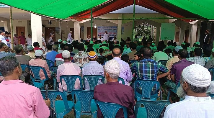 রাজৈরে আ. লীগ ছাড়ার ঘোষণা ইউপি চেয়ারম্যানের, সঙ্গে ১২ সদস্য
