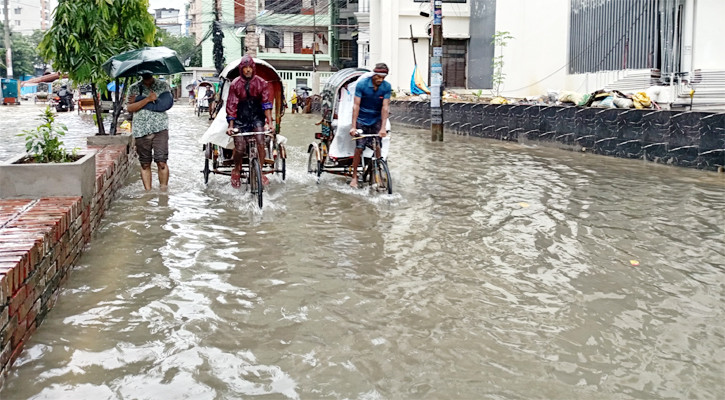 চট্টগ্রামে ২৪ ঘণ্টায় ২৭১.৬ মিলিমিটার বৃষ্টি
