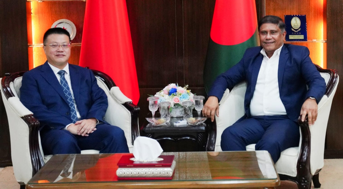 প্রধানমন্ত্রীর প্রতিরক্ষা উপদেষ্টার সঙ্গে চীনের রাষ্ট্রদূতের সৌজন্য সাক্ষাৎ